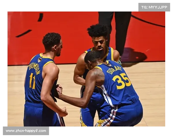 记者曝兰克尔泽赛前飞深圳见女友,归队后带伤出战 记者曝兰克尔泽赛前飞深圳见女友,归队后带伤出战